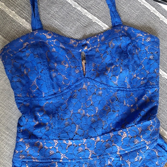 NWT Express Blue and Tan Lace strap Sheath Dress - Picture 2 of 8
